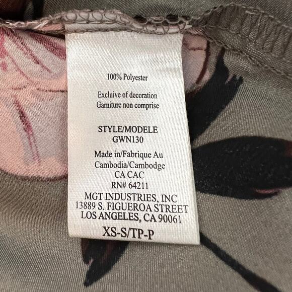 Midnight Bakery Womens Floral Print Wrap Robe XS/S Gray Satin Short Lace Trim - Picture 6 of 7